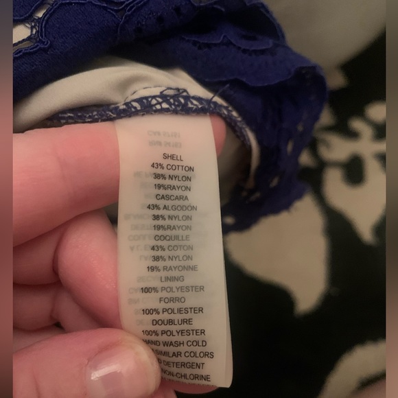 Vince Camuto lace dress - Picture 3 of 3